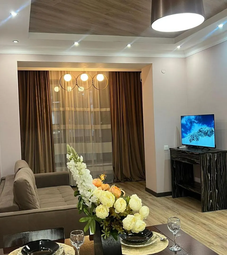 Жк Бизнес Класса Seven Hils , Рядом С Мегой Вид На Горы Almaty Apartment